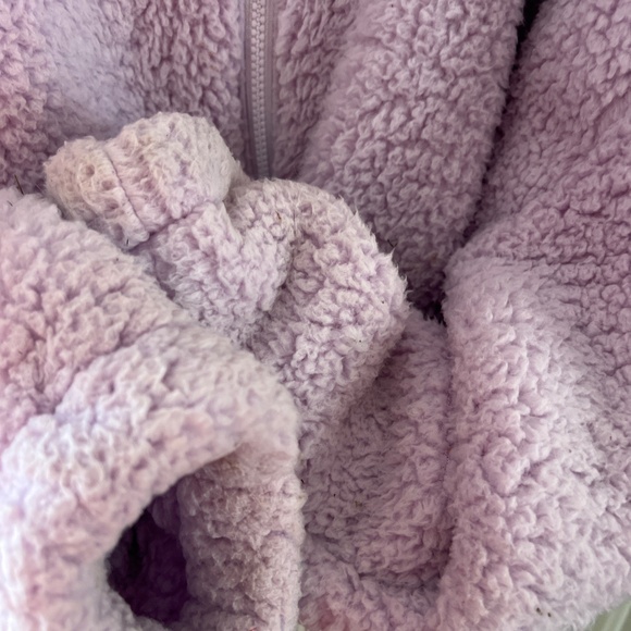 Lavender faux fur jacket! - Picture 3 of 8